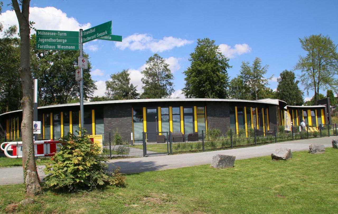 Adac Campingplatz Мёнезе Экстерьер фото